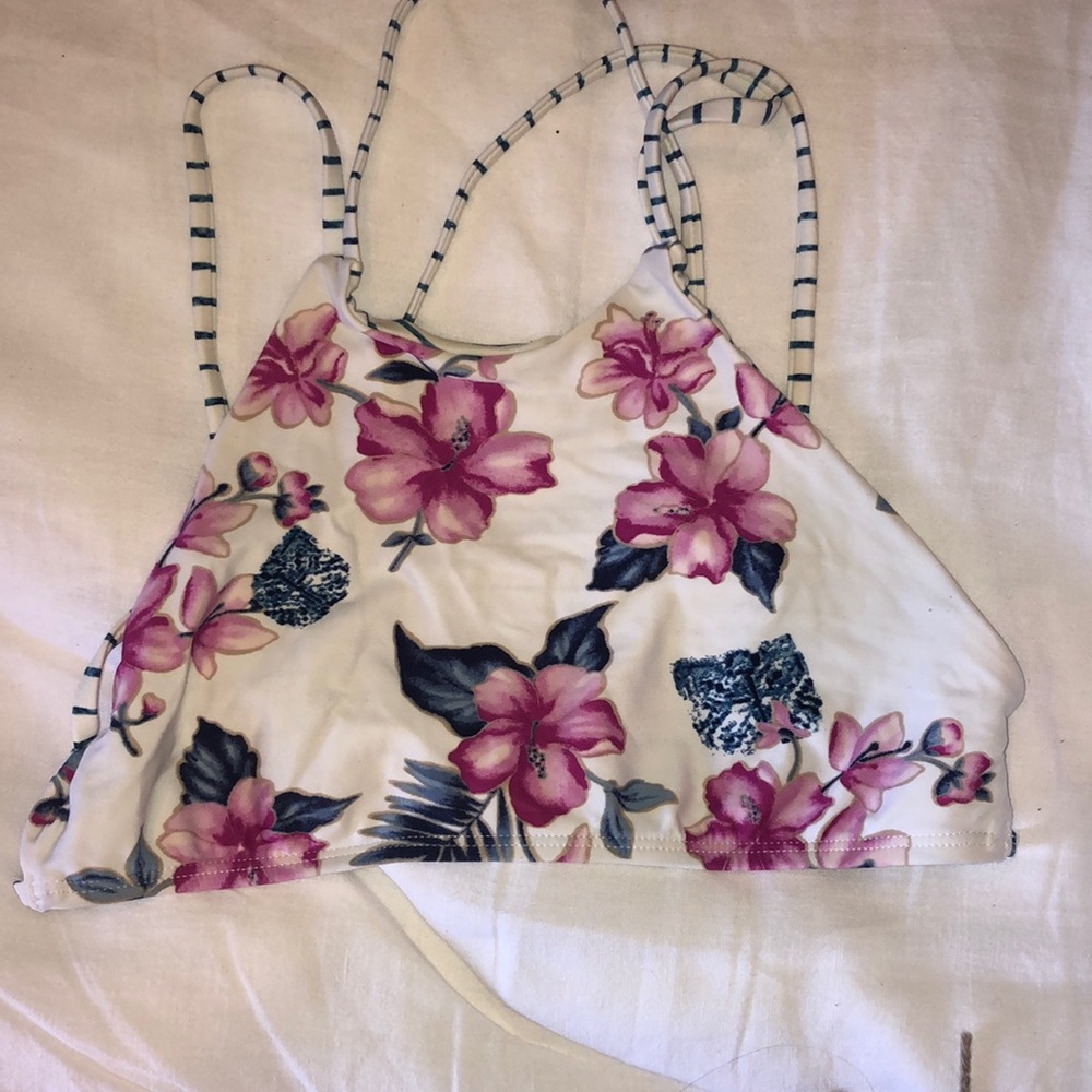 High neck Frankie’s bikini top